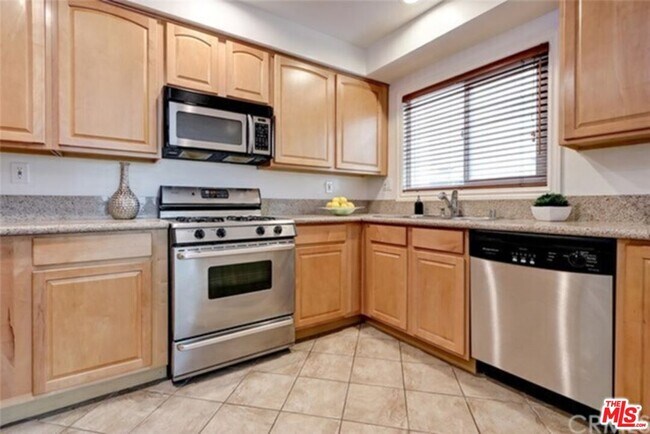 Foto del edificio - 11646 Chenault St