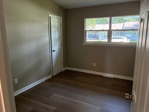 Building Photo - 418 Ranchero Pl