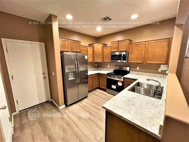 Building Photo - 451 S Hawes Rd