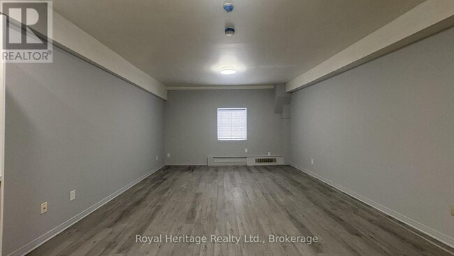 Building Photo - 264 Division St