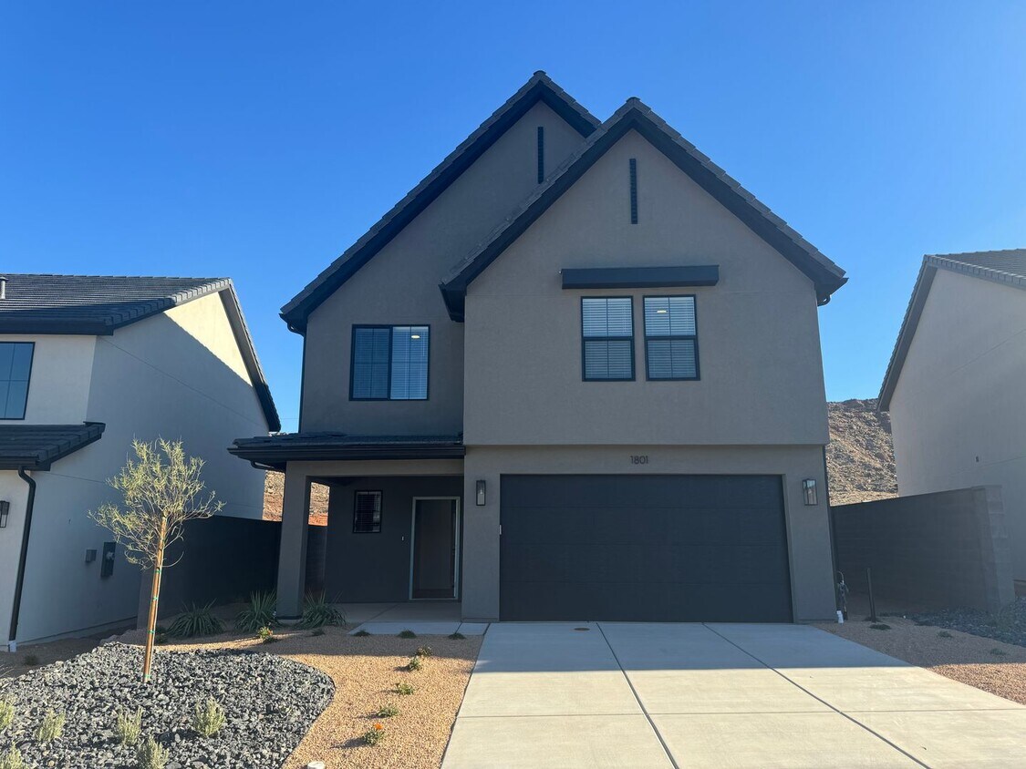 Primary Photo - Home in Long Valley!