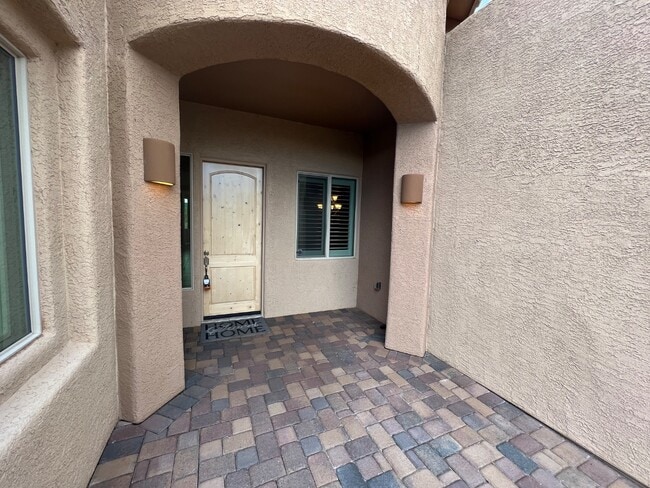 Building Photo - 14466 E Flamingo Cres Pl