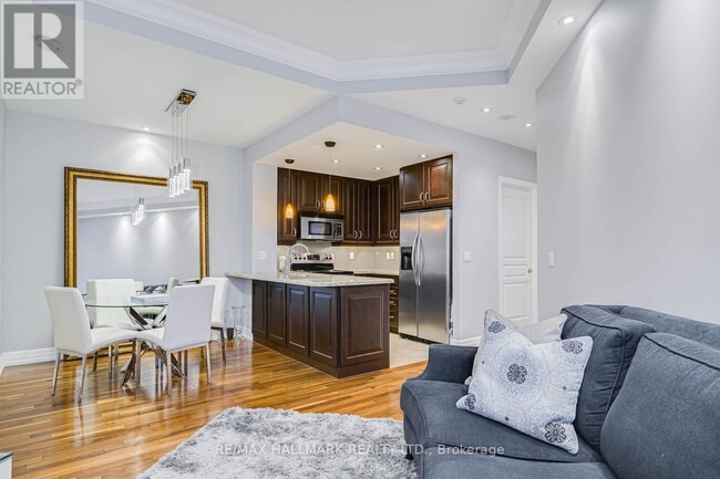 Building Photo - 20 Burkebrook Pl