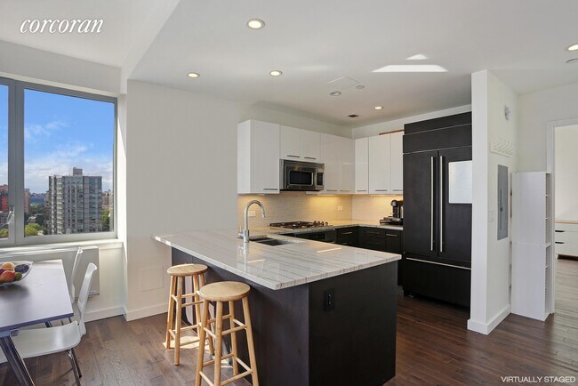 Foto del edificio - 321 W 110th St