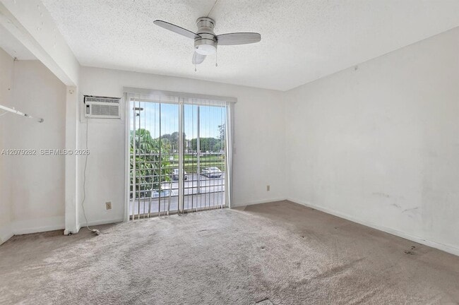 Building Photo - 147 Brighton Dr
