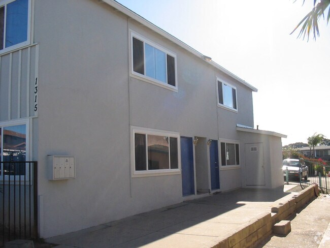 Alternate Building View 2 - 1315 Puls St