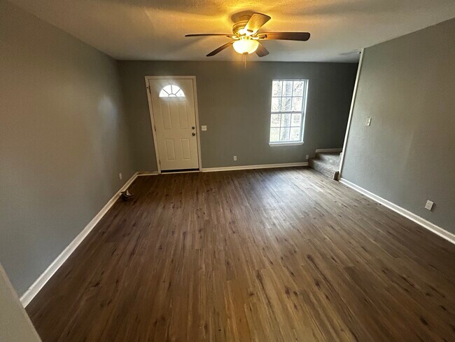 Building Photo - 6370 Harrison Pike