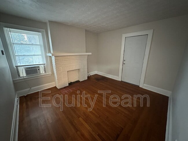 Building Photo - 5573 Attica Ave