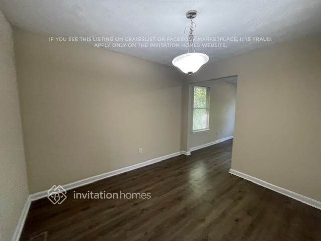 Foto del edificio - 1888 Cedar Chase Dr