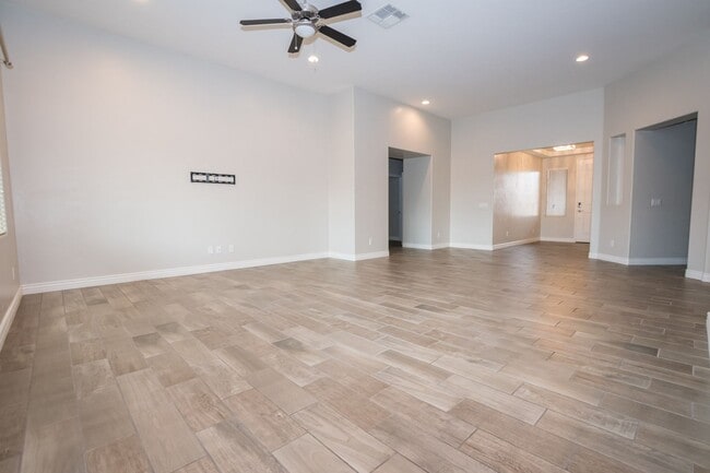 Foto del edificio - Executive home in The Estates at Holiday! ...