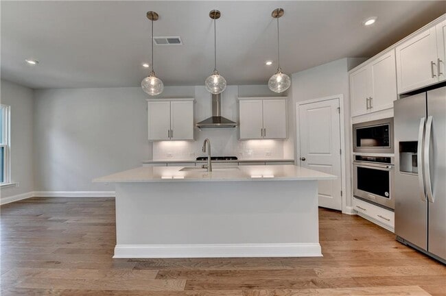 Building Photo - 400 Renwood Trl