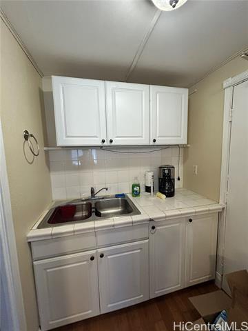 Building Photo - 444 Niu St