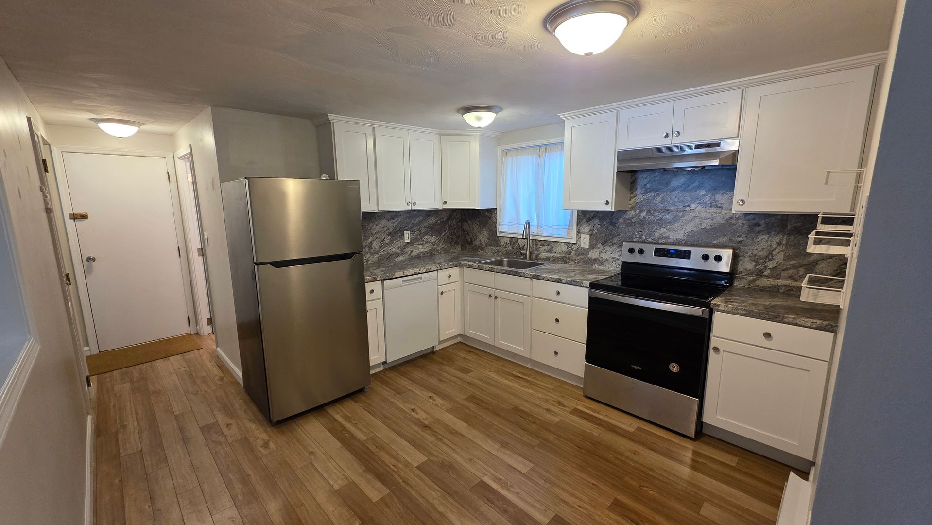 Apartments In Marshfield Monull