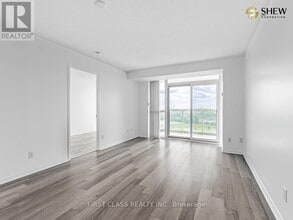 Building Photo - 4900 Glen Erin Dr