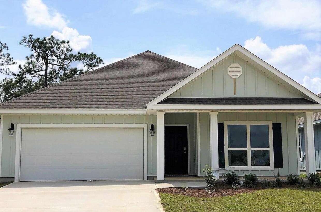 Foto principal - Beautiful 4 bedroom 2 bath in Arbor Place ...