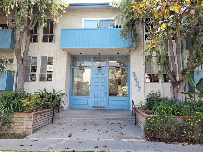 Building Photo - 3637 Glendon Ave