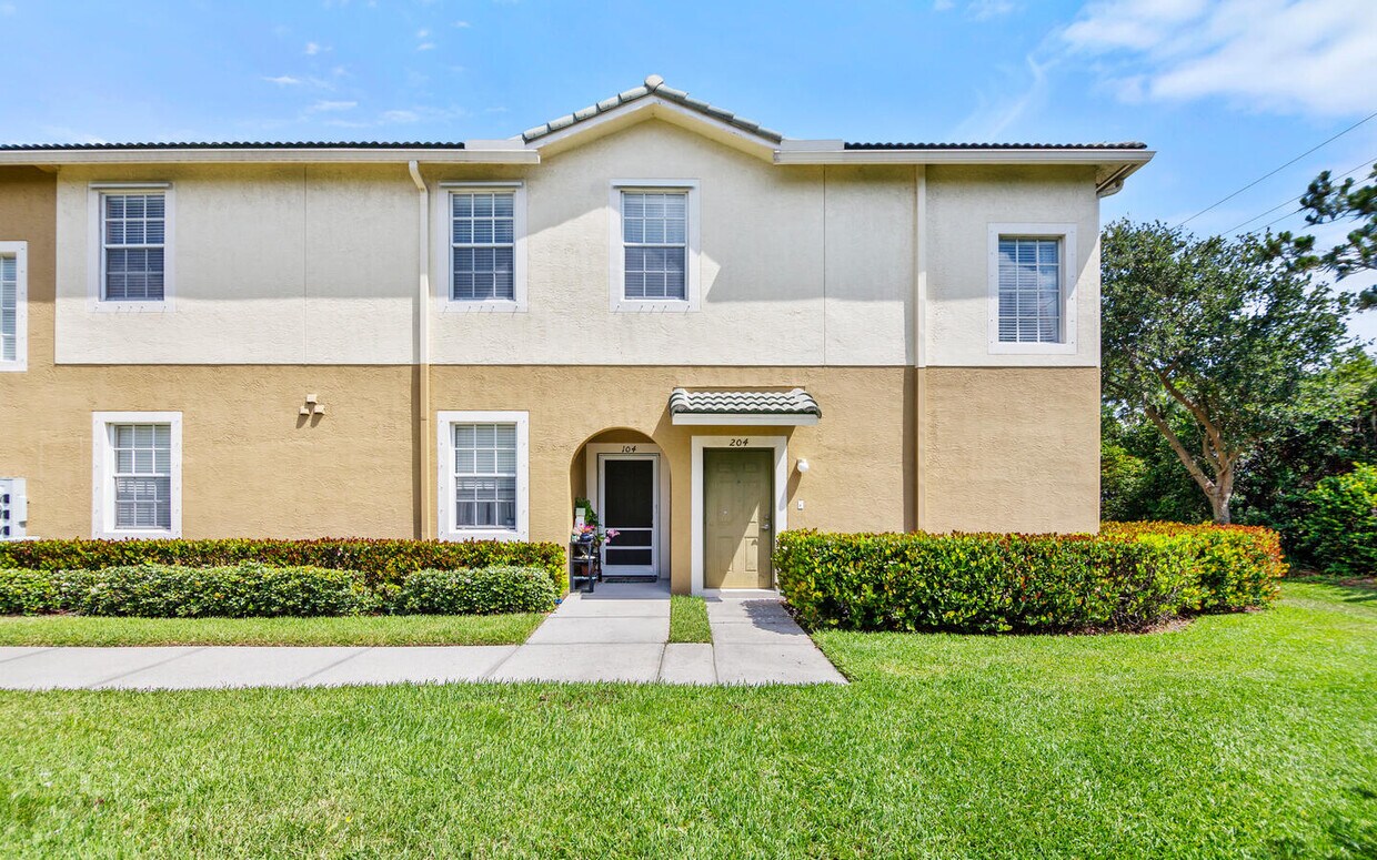 Foto principal - 1580 SE Sheffield Terrace