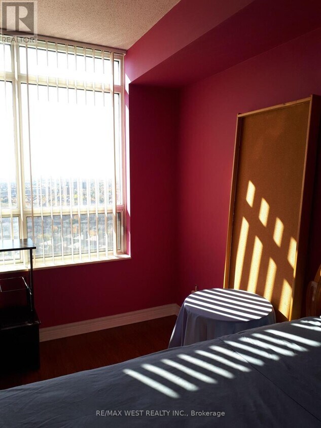 7102710 Humberwood Blvd, Toronto, ON M9W 7J5 House for Rent in Toronto, ON