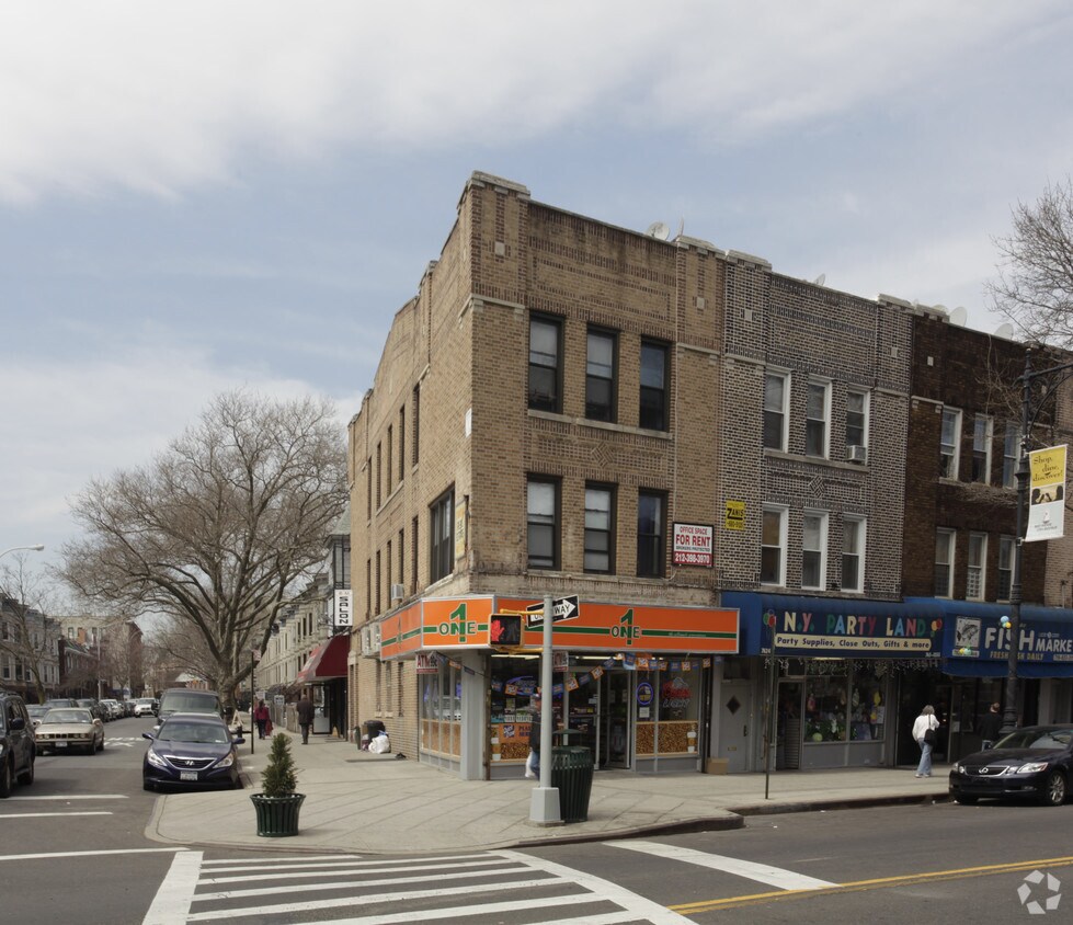 Primary Photo - 7626 5th Ave