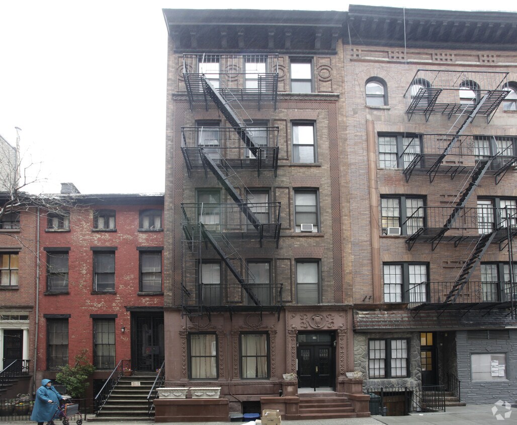Foto del edificio - 69 Pineapple St