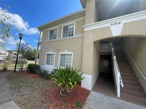 Building Photo - 6004 Portsdale Pl