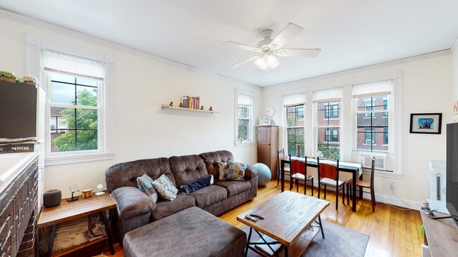 Foto del edificio - 15 Glenville Ave