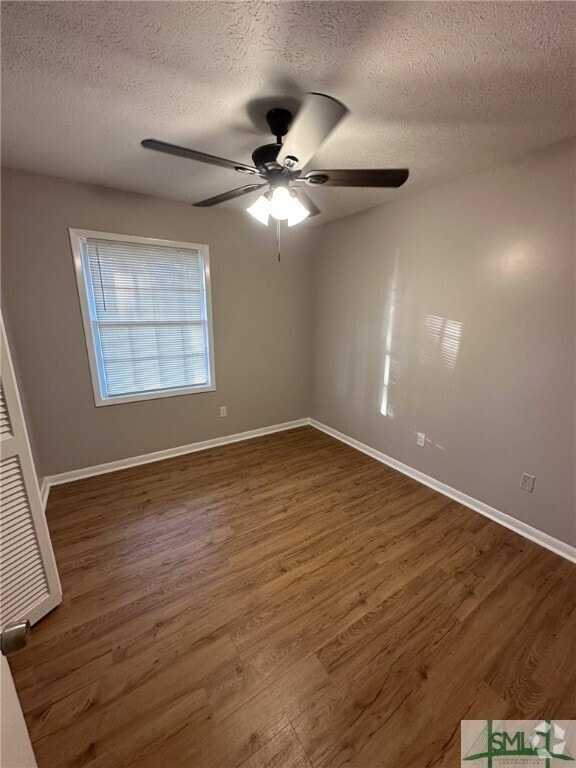 Building Photo - 7106 Hialeah Cir