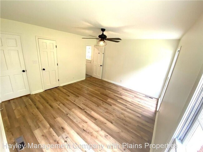 Building Photo - 3 br, 2 bath House - 703 Green