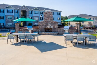 Building Photo - Commons at Fort Mill