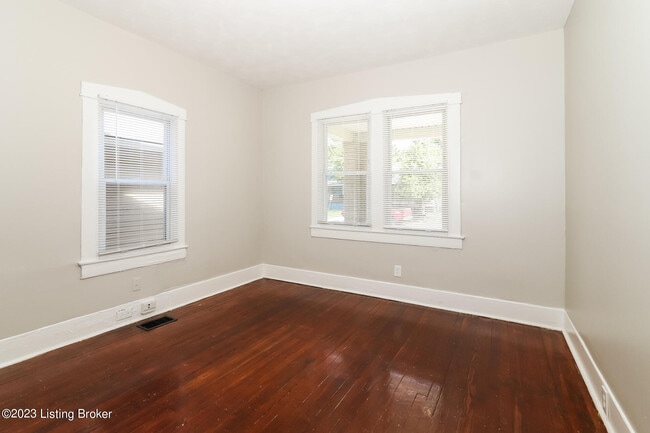 Foto del edificio - 3606 W Muhammad Ali Blvd