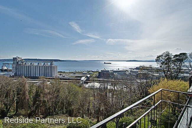 Foto del edificio - 1208 10th Ave W