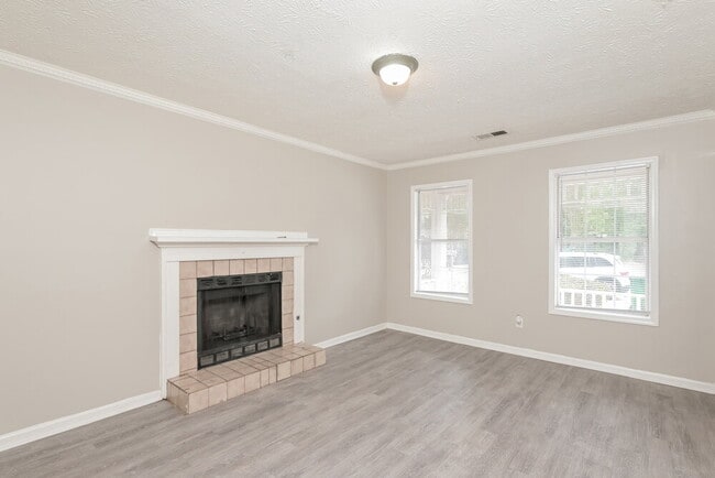 Building Photo - 989 Autumn Crest Ct