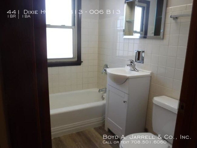 Building Photo - 1 bedroom in Chicago Heights IL 60411