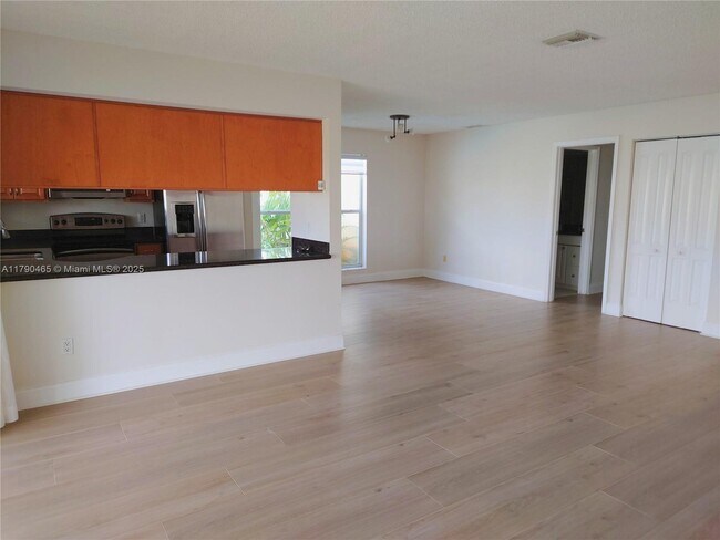 Building Photo - 21367 Chinaberry Dr