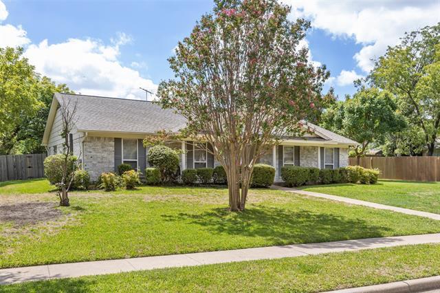 Building Photo - 421 Shady Brook Dr