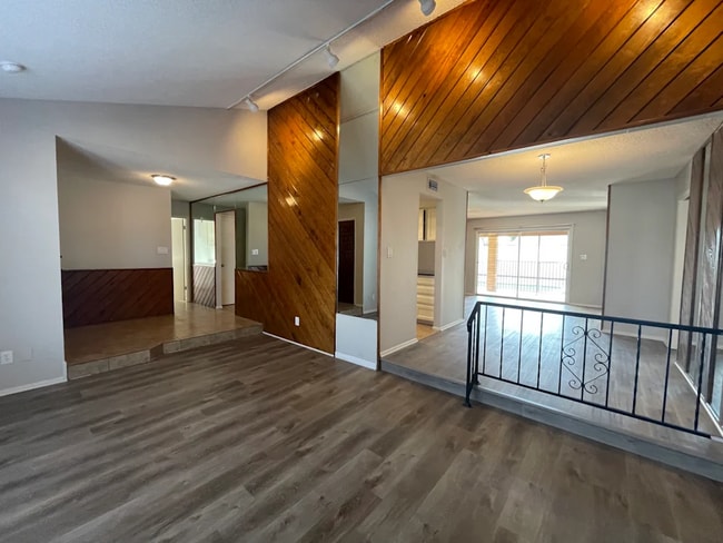 Foto del edificio - 4508 W Gardenia Ave