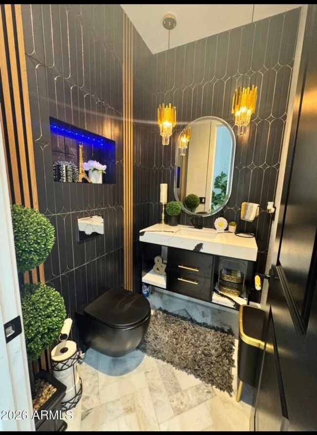 Building Photo - 7635 S Ash Ave