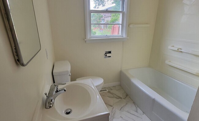 Foto del edificio - House for rent