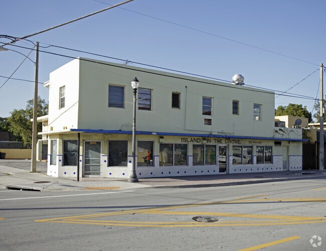 Foto del edificio - Island In The Cove