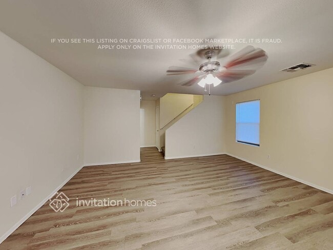 Building Photo - 2415 E Palm Beach Dr