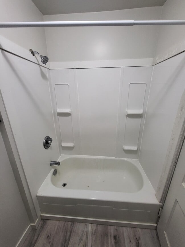 Building Photo - 256 Inkster Blvd