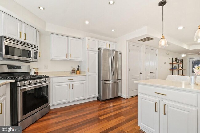 Foto del edificio - 1300 Monroe St NW