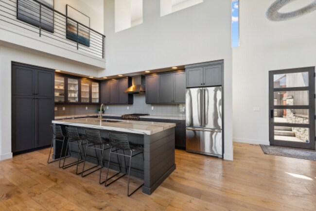 Foto del edificio - 6684 Golden Bear Loop W