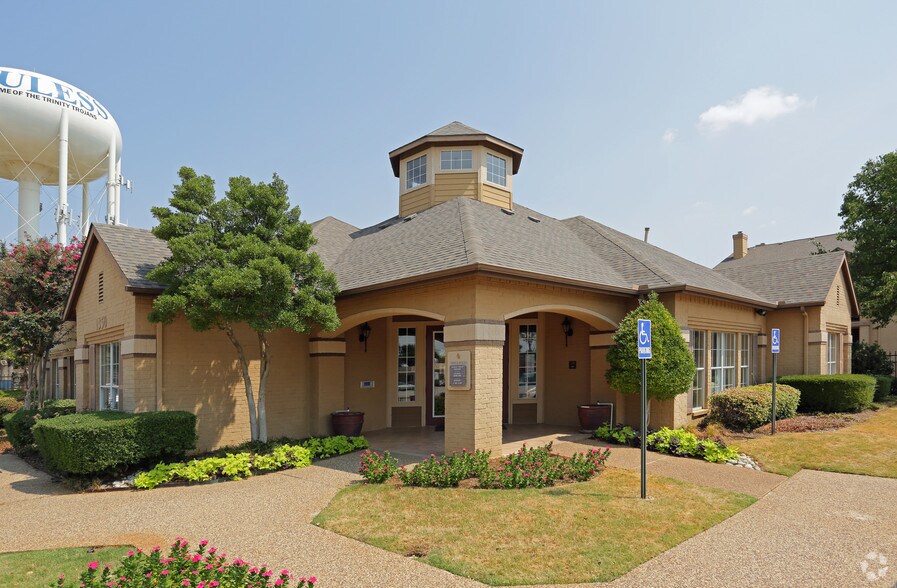 Oak Park Rentals Euless, TX