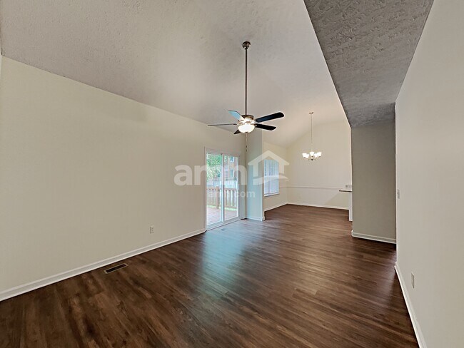 Foto del edificio - 1721 N Cove
