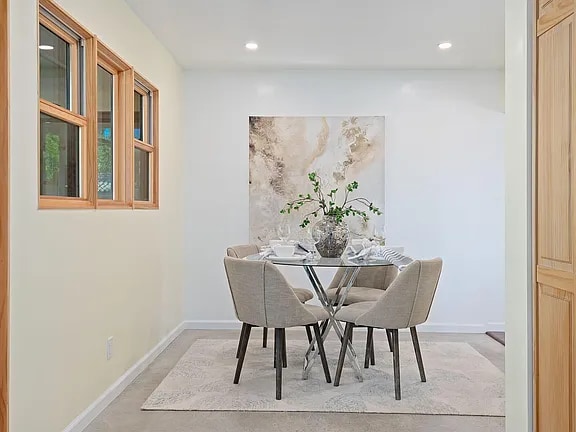 Foto del edificio - 3052 Lucinda Ln