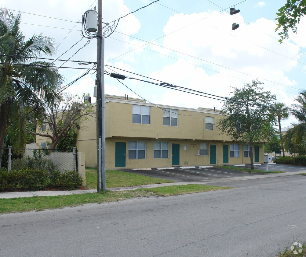 Foto del edificio - 100 NW 14th Ave