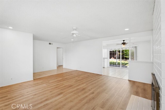 Foto del edificio - 905 E 20th St
