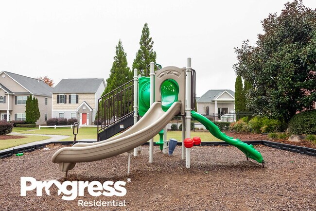 Building Photo - 3264 Tiara Cir SW