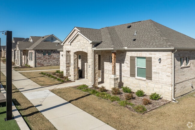 Building Photo - Avilla Towne Center